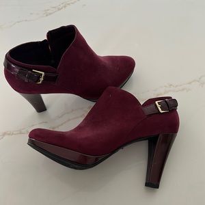 Women’s Burgundy Shoes Size 9